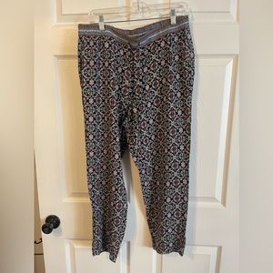 J Jill size Medium Petite soft flowy pants with pockets!
